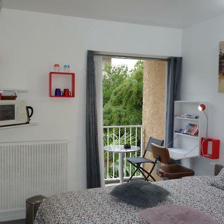 Chambre 1 Personne Et Studio 1 Personne Avec Entree Libre Et Salle De Bain Privee Колом'є Екстер'єр фото