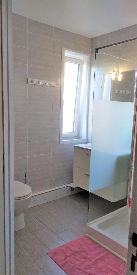 Chambre 1 Personne Et Studio 1 Personne Avec Entree Libre Et Salle De Bain Privee Колом'є Екстер'єр фото
