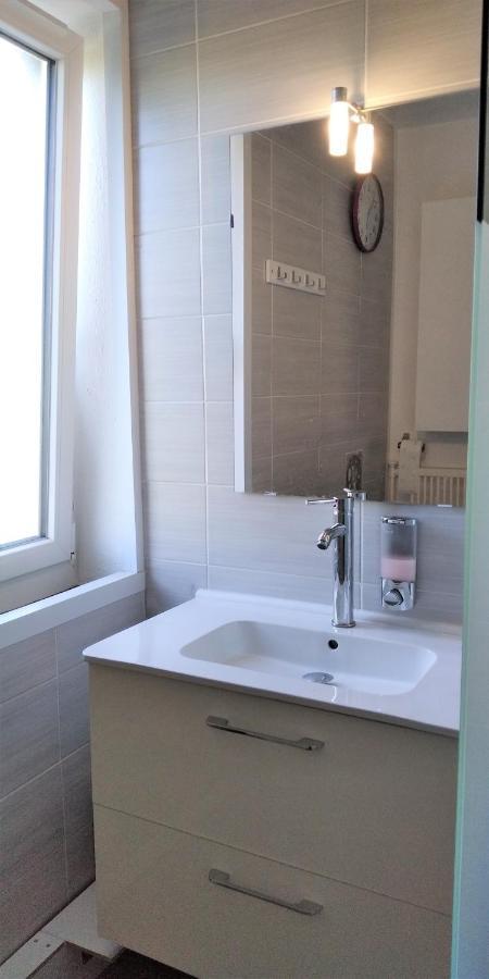 Chambre 1 Personne Et Studio 1 Personne Avec Entree Libre Et Salle De Bain Privee Колом'є Екстер'єр фото