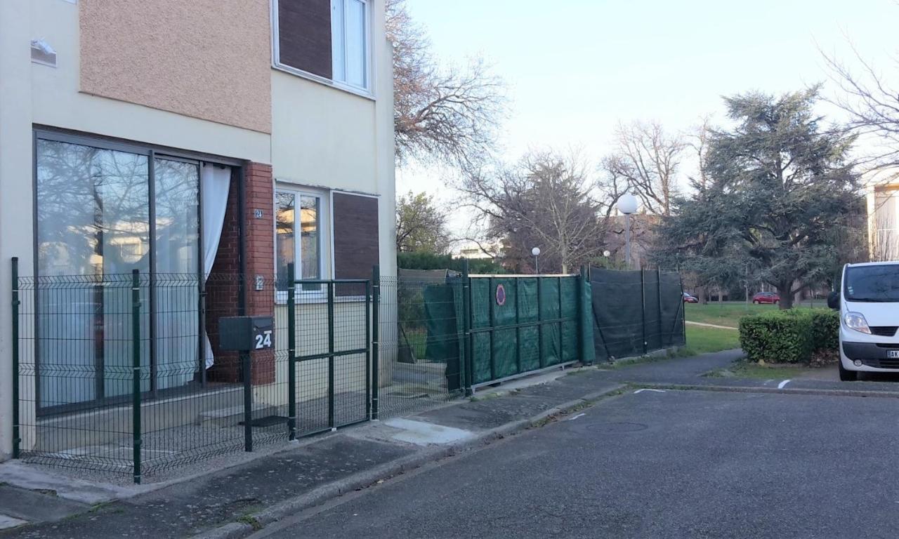 Chambre 1 Personne Et Studio 1 Personne Avec Entree Libre Et Salle De Bain Privee Колом'є Екстер'єр фото